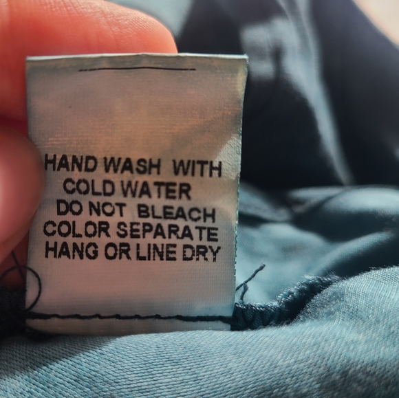 Wrap Around Tie Knot Emerald Top - Picture 4 of 5